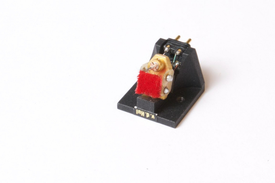 Головка звукоснимателя Van den Hul The Condor Standard version SPED modification High output 0.50mV/channel