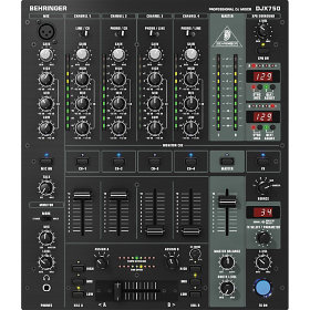 Микшерный пульт Behringer DJX750