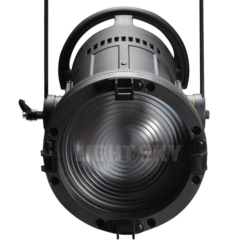 Light Sky 9800 L7-T48 Прожектор с линзой Френеля