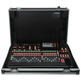 Цифровой микшерный пульт Behringer X32-TP